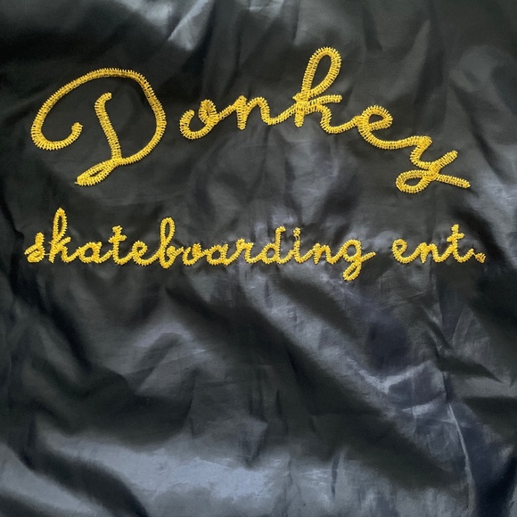 Donkey skateboarding rain jacket - Picture 1 of 4